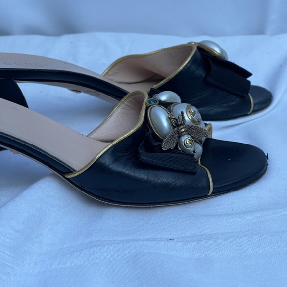 Gucci Nappa Silk Pearl Bee Embellished Mid Heel Slide Sandals - Picture 10 of 16